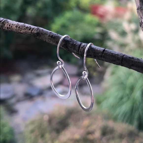 COPY - COPY - COPY - Sterling Silver petal Earrings - Picture 3 of 8